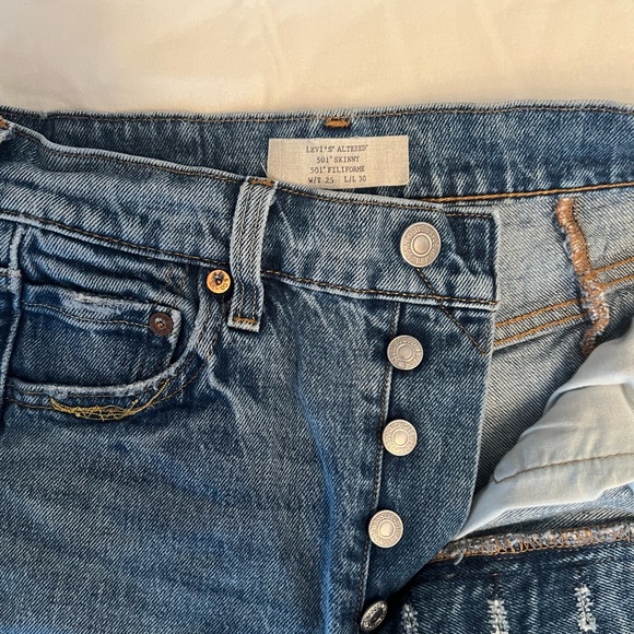 Levi’s High-waisted Skinny Jeans - Picture 3 of 5